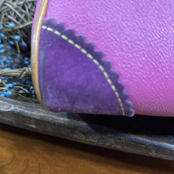 Dooney & Bourke Vintage Leather Pink and Tan Crossbody Bag with Gold Hardware - Picture 10 of 13